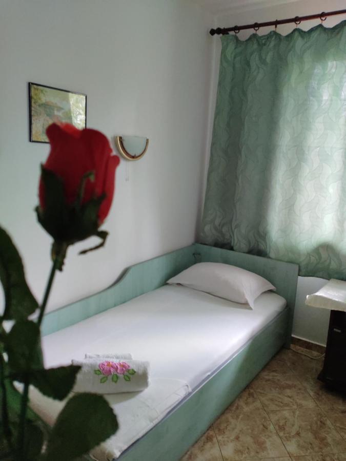 Две Сестри Lozenets Bagian luar foto