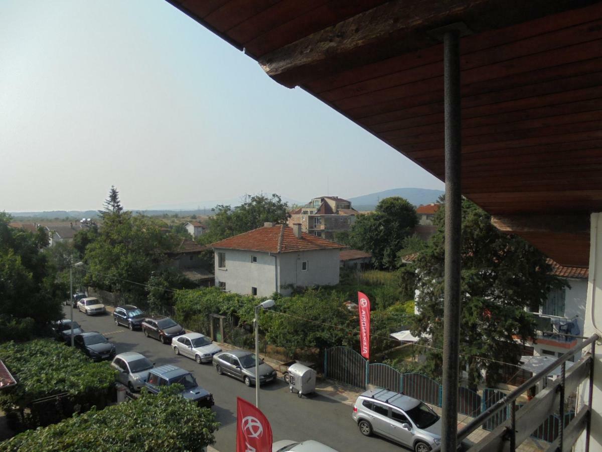 Две Сестри Lozenets Bagian luar foto