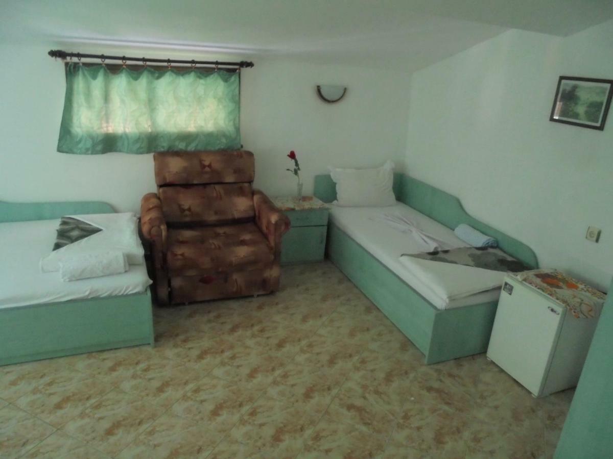 Две Сестри Lozenets Bagian luar foto
